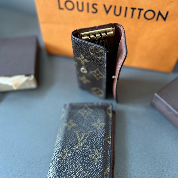 Monogram pocket organizer and key holder - Picture 4 of 9